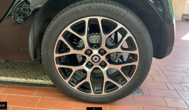 SMART fortwo 60kW81CV EQ cabrio lleno
