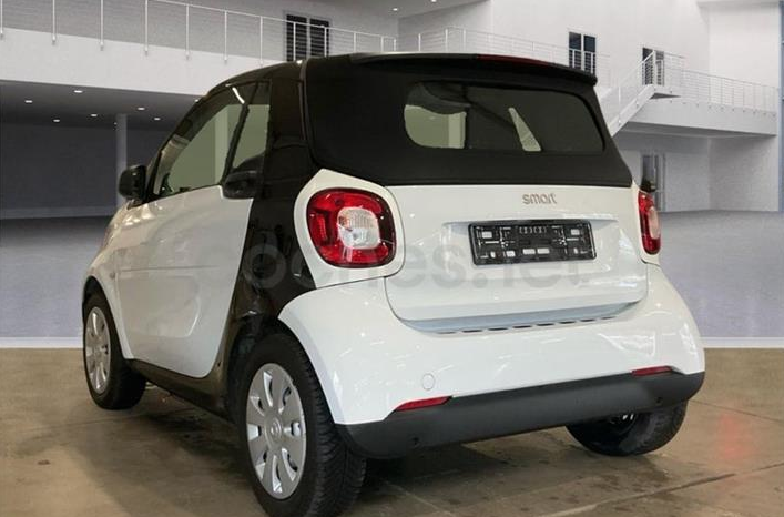SMART fortwo 60kW81CV EQ cabrio lleno