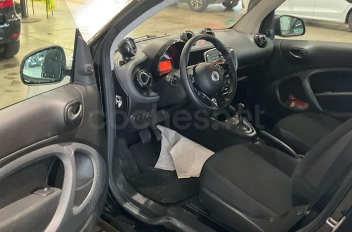 SMART fortwo 60kW81CV EQ cabrio lleno