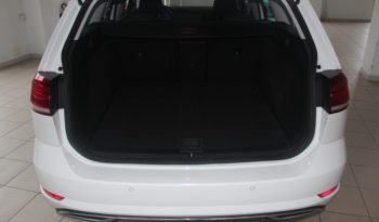 VW GOLF SPORT 2.0 TDI 150CV VARIANT lleno