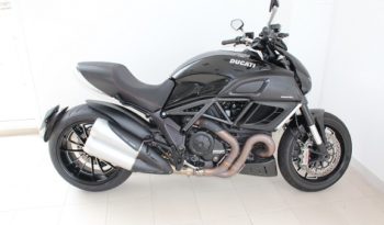 DUCATI – DIAVEL 1200 BLACK lleno