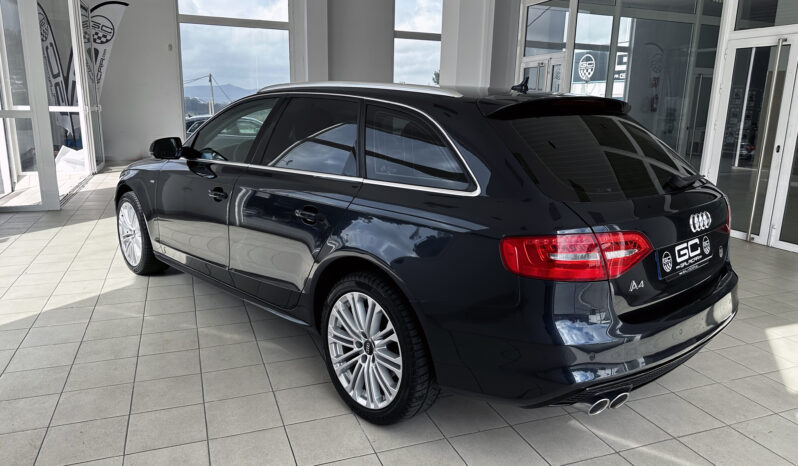 A4 Avant 2.0 TDI 150cv S line edition lleno