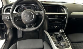 A4 Avant 2.0 TDI 150cv S line edition lleno