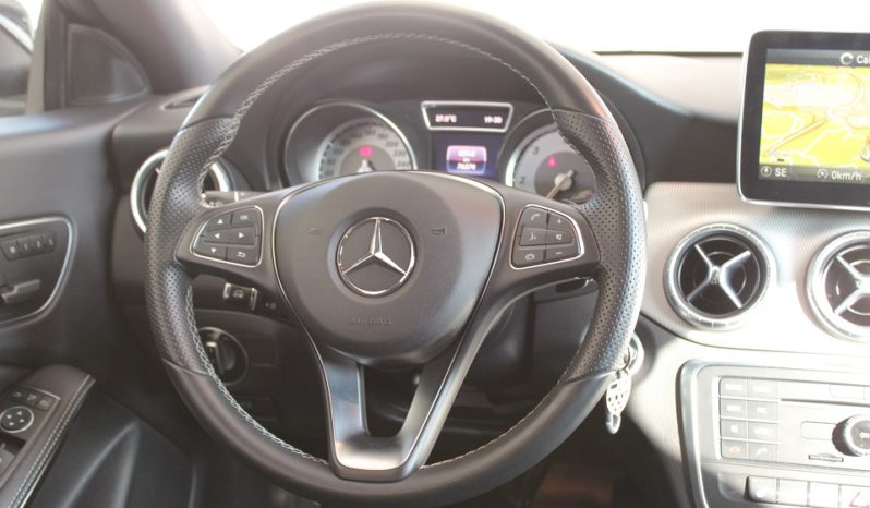 MERCEDES-BENZ – CLA 200 CDI SHOTINGBRAKE lleno