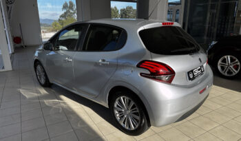 PEUGEOT 208 5P STYLE 1.6 BlueHDi 73KW 100CV lleno