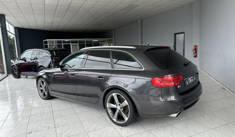 AUDI A4 Avant 2.0 TDI 143cv DPF lleno