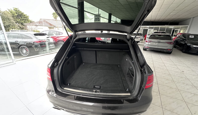 AUDI A4 Avant 2.0 TDI 143cv DPF lleno