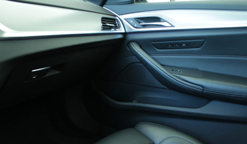 BMW Serie 5 520dA xDrive Touring lleno