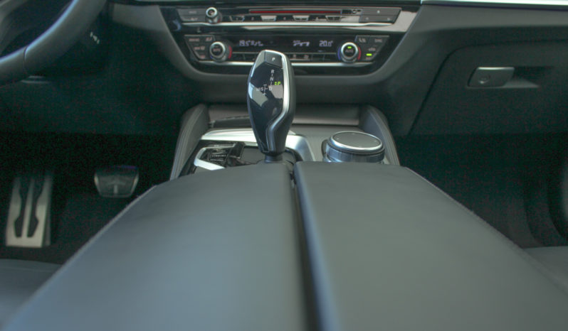 BMW Serie 5 520dA xDrive Touring lleno