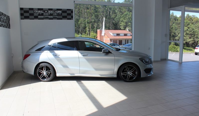 MERCEDES-BENZ CLA 220 CDI Aut. AMG Line Shooting Brake lleno