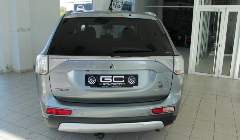 MITSUBISHI Outlander 220 DID Motion Auto 4WD lleno