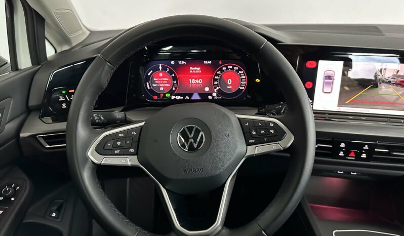 VOLKSWAGEN Golf Style 1.5 eTSI 110kW 150CV DSG lleno