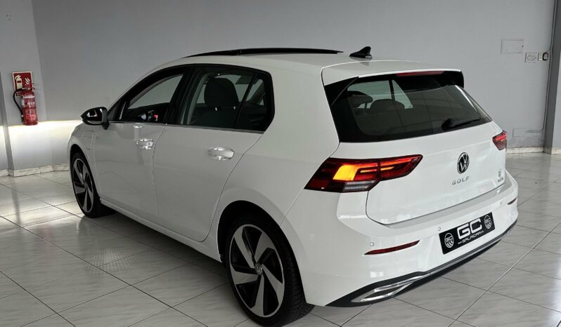 VOLKSWAGEN Golf Style 1.5 eTSI 110kW 150CV DSG lleno