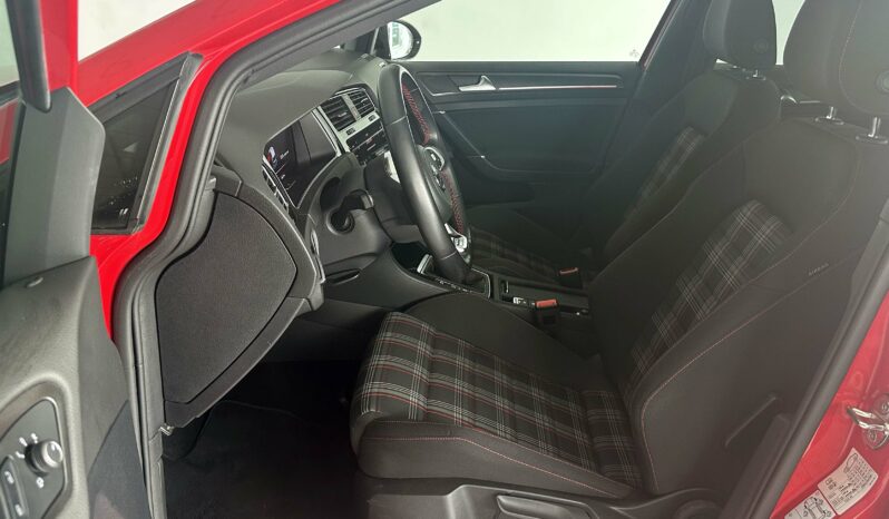 VOLKSWAGEN Golf GTI Performance 2.0 TSI 180kW 245CV lleno