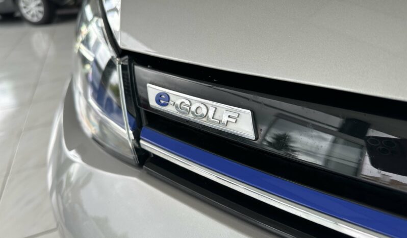 VOLKSWAGEN GOLF eGOLF e Power 136cv lleno