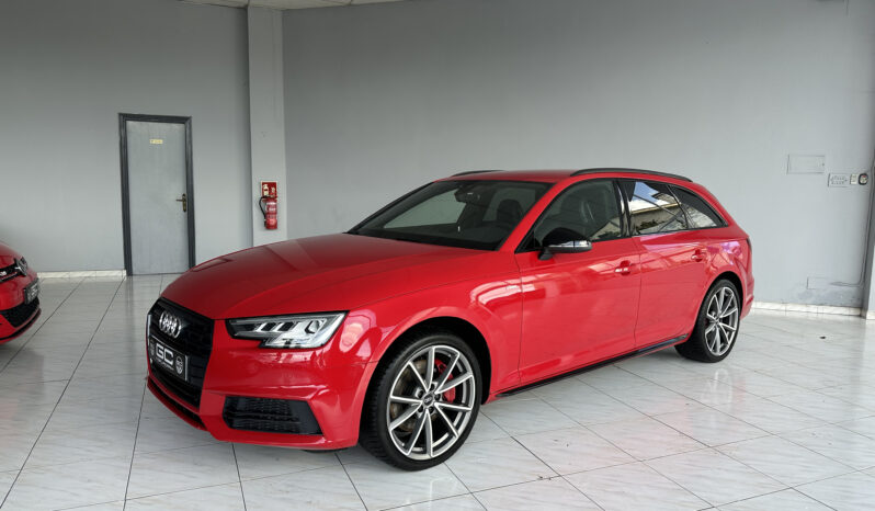 AUDI A4 S line ed 2.0 TFSI quaultra S tro Avant lleno