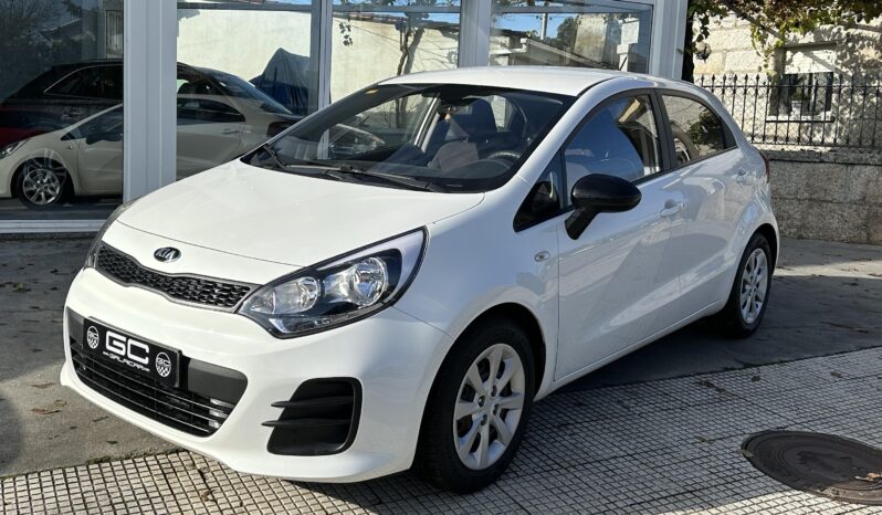 KIA Rio 1.2 CVVT 84CV Concept lleno