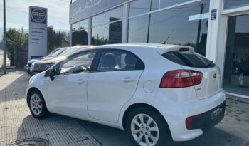 KIA Rio 1.2 CVVT 84CV Concept lleno