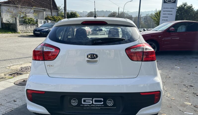 KIA Rio 1.2 CVVT 84CV Concept lleno