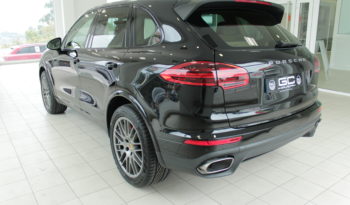 PORSCHE CAYENNE PLATINIUM EDITION lleno