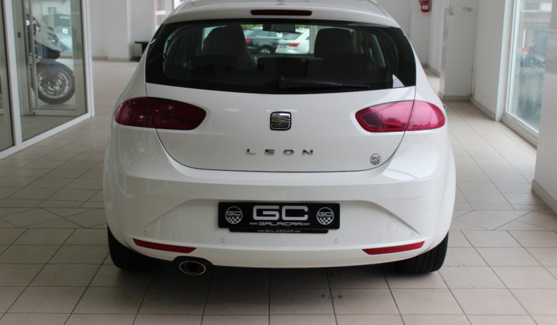 SEAT LEON 1.6 TDI 105CV lleno