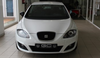 SEAT LEON 1.6 TDI 105CV lleno