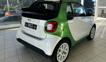 SMART fortwo 60kW81CV electric drive cabrio lleno