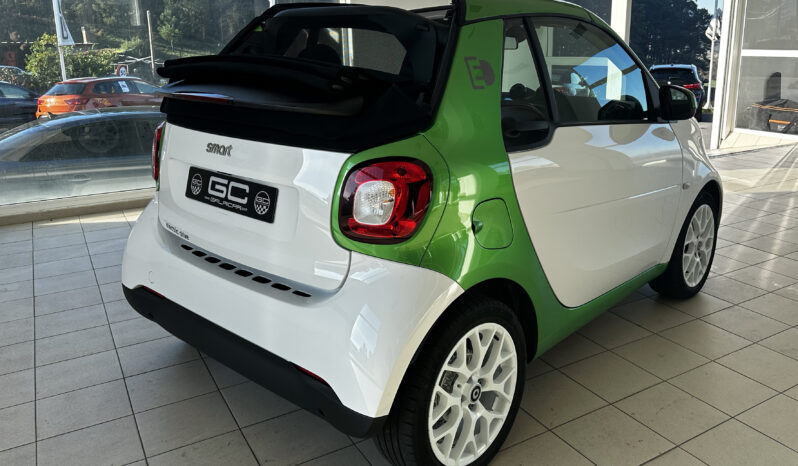 SMART fortwo 60kW81CV electric drive cabrio lleno