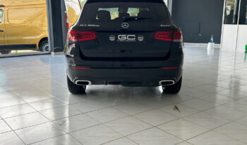 MERCEDES-BENZ Clase GLC GLC 300 de 4MATIC lleno