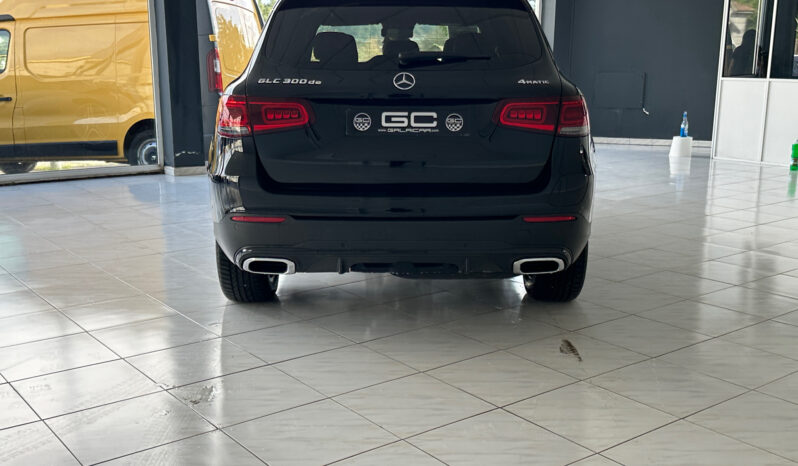 MERCEDES-BENZ Clase GLC GLC 300 de 4MATIC lleno