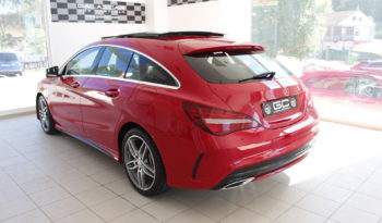 MERCEDES-BENZ Clase CLA CLA 200 d AMG Line Shooting Brake lleno