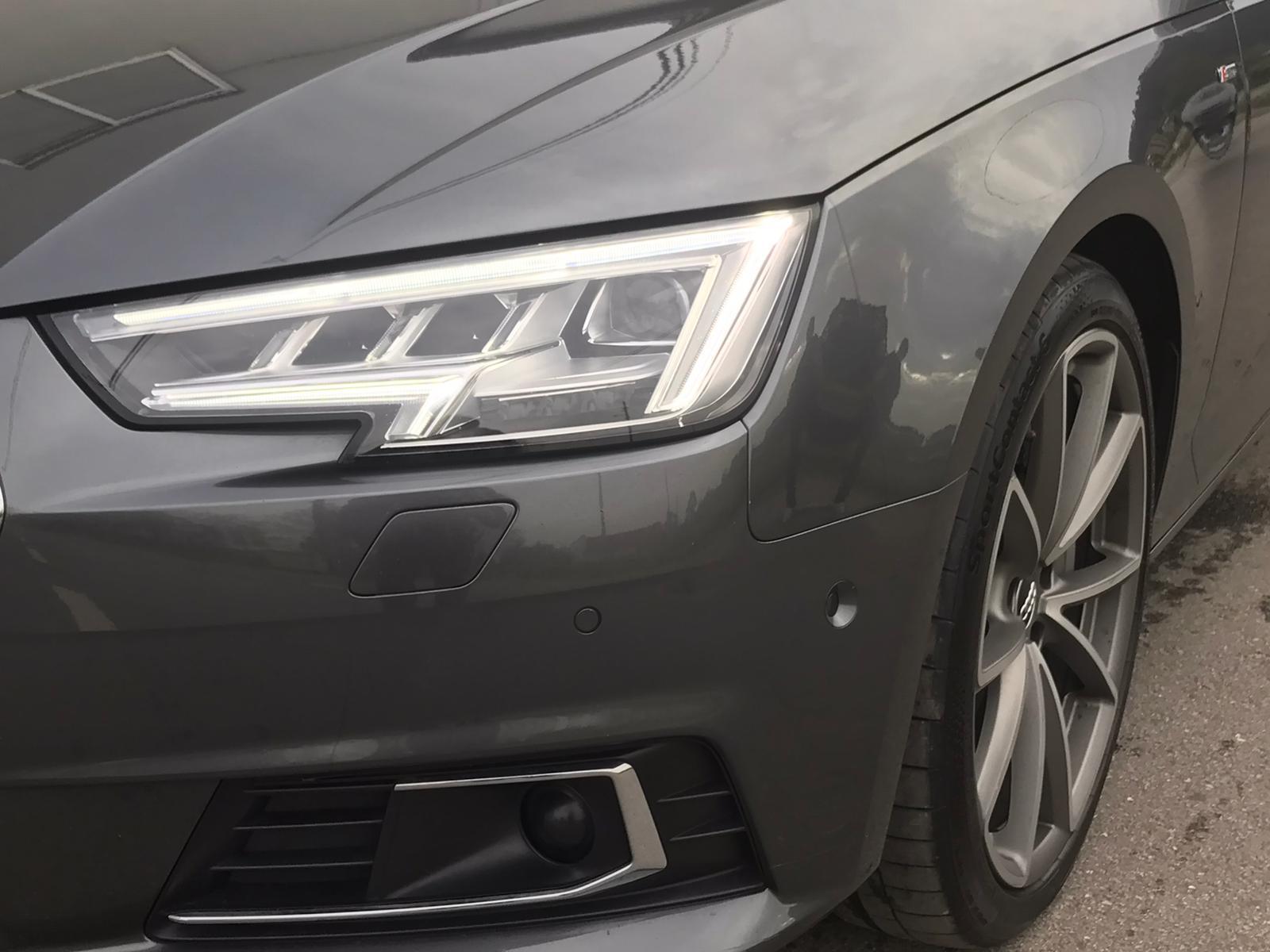 Audi A4 3.0 TDİ S-line 240cv - Voitures