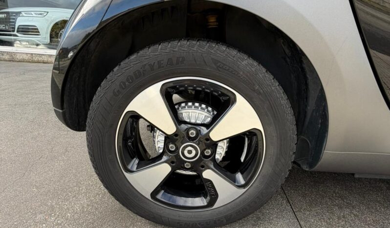 Smart FourTwo EQ Cabrio 60Kw 82cv lleno