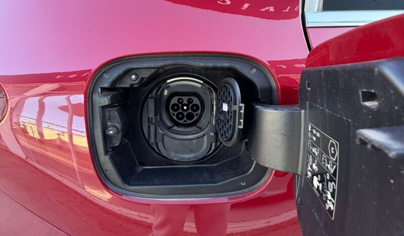 Mercedes Benz a 250 e 2021 lleno