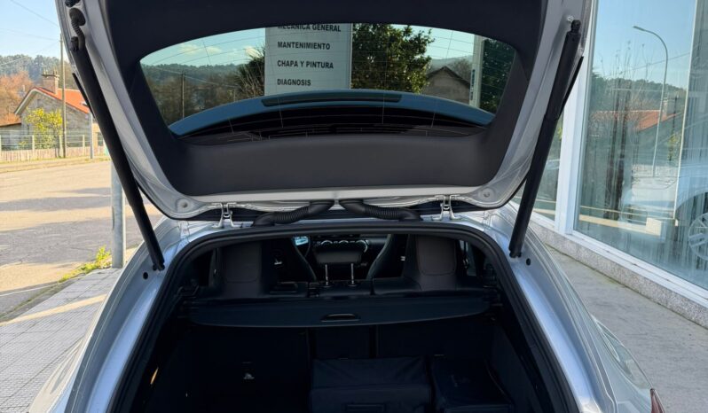 Mercedes Benz CLA 250e Shooting Break AMG lleno