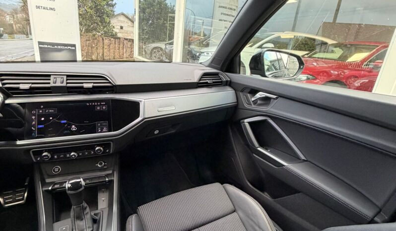 Audi Q3 45 TFSIe Stronic Black Line lleno