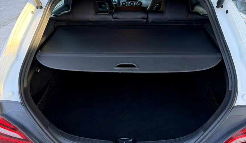 MERCEDES-BENZ Clase CLA CLA 220 d Shooting Brake lleno