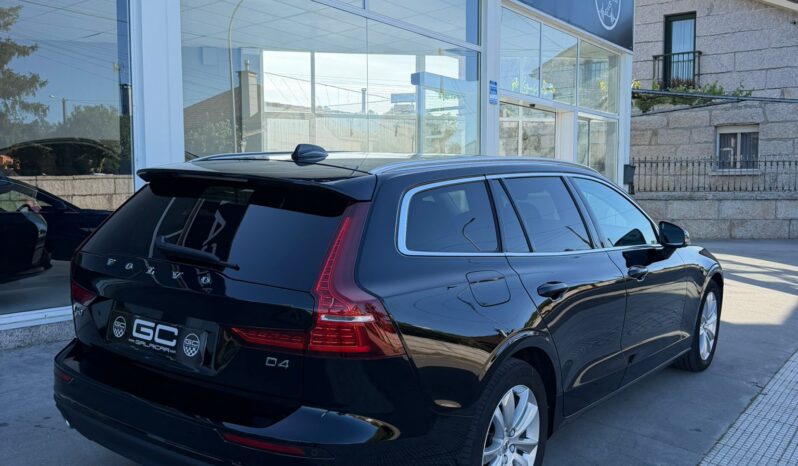 VOLVO V60 2.0 D4 Momentum lleno