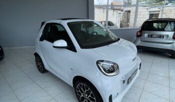 SMART fortwo 60kW81CV EQ cabrio lleno
