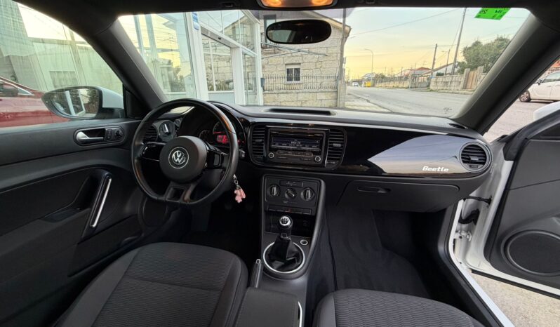 VOLKSWAGEN Beetle 1.6 TDI Design lleno