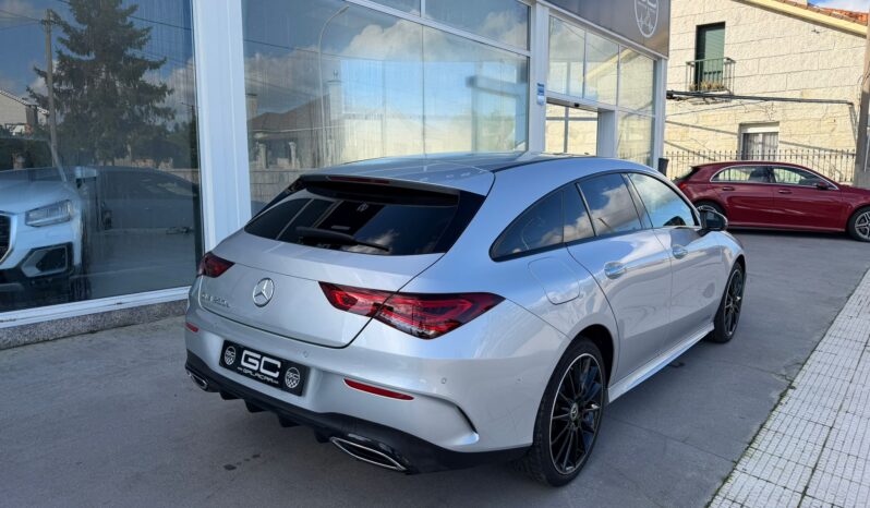 Mercedes Benz CLA 250e Shooting Break AMG lleno