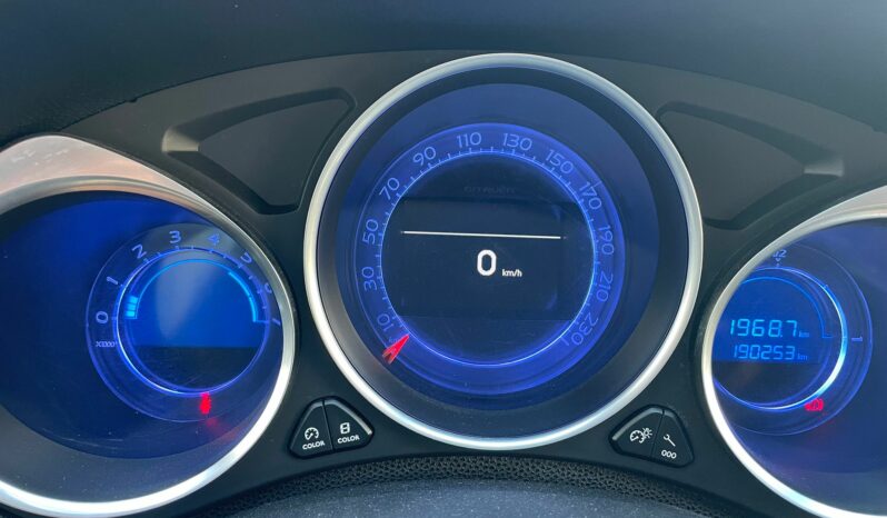 Citroen DS4 1.6 BLUE HDI DESIRE lleno