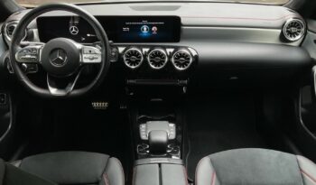 Mercedes Benz CLA 250e Shooting Break AMG lleno
