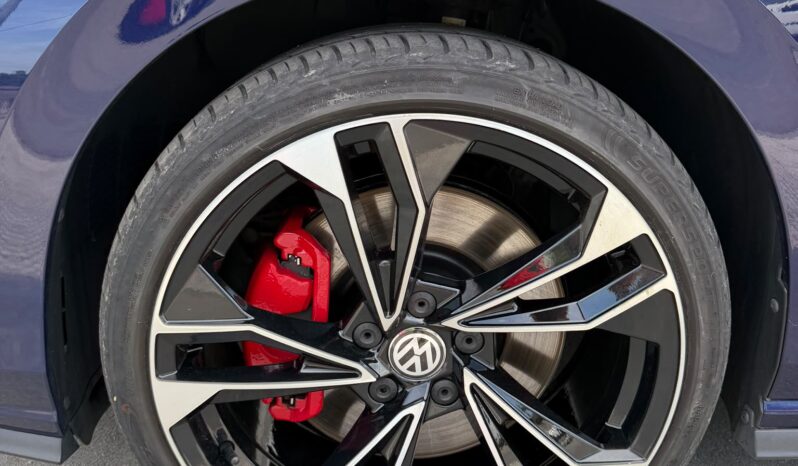 VOLKSWAGEN Golf GTE 1.4 TSI DSG lleno