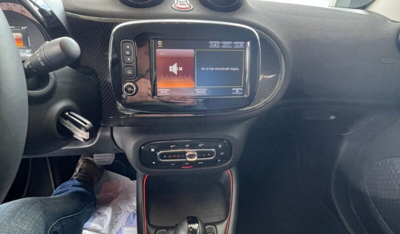 SMART fortwo 60kW81CV EQ cabrio lleno