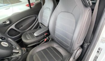 SMART fortwo 60kW81CV EQ cabrio lleno