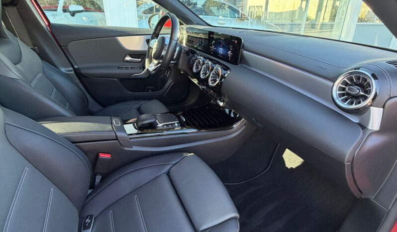 Mercedes Benz a 250 e 2021 lleno