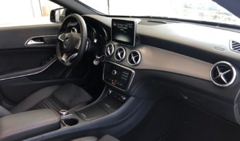 MERCEDES-BENZ Clase CLA CLA 220 d AMG Line Shooting Brake lleno