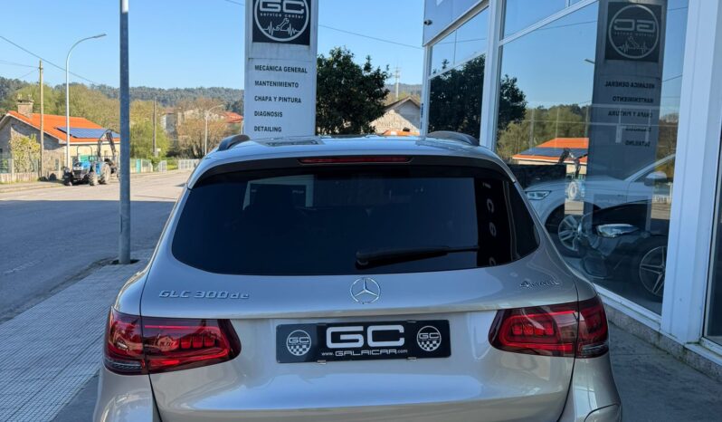 MERCEDES-BENZ Clase GLC GLC 300 de 4MATIC lleno