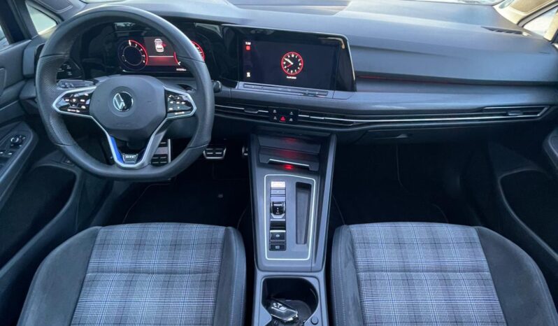 Volkswagen Golf GTe TSIe 245cv DSG lleno